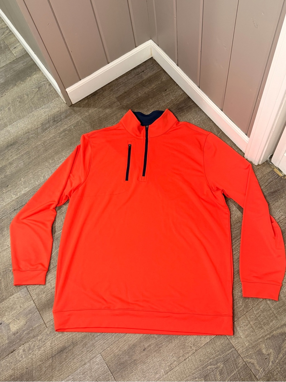 Walter Hagen Men's Performance 11 All Season 1/4 Zip Size Large Red Glow